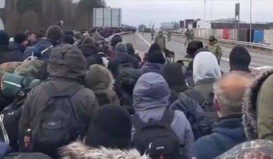 Irak: 3 bin 556 mülteciyi Belarus’tan geri getirdik