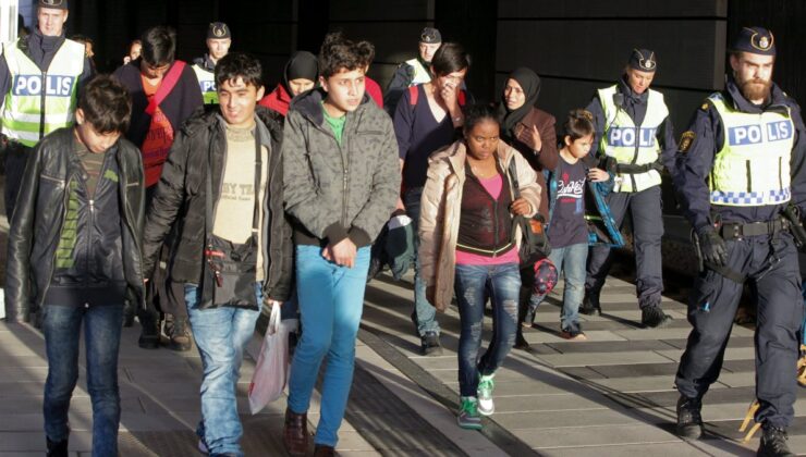 İsveç, 27 bin 340 Suriyeliye vatandaşlık verdi