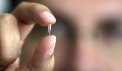 İsveç’te aşı pasaportu, ellerine mikroçip taktıranların sayısını artırdı