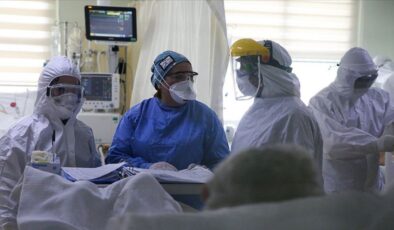 İsviçre’de Omicron varyantı nedeniyle yeni kısıtlamalar getirildi