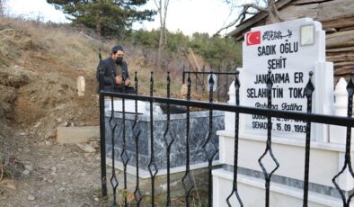Kastamonu’da 28 yıldır şehit oğlunun mezarını bekleyen baba, hayatını kaybetti