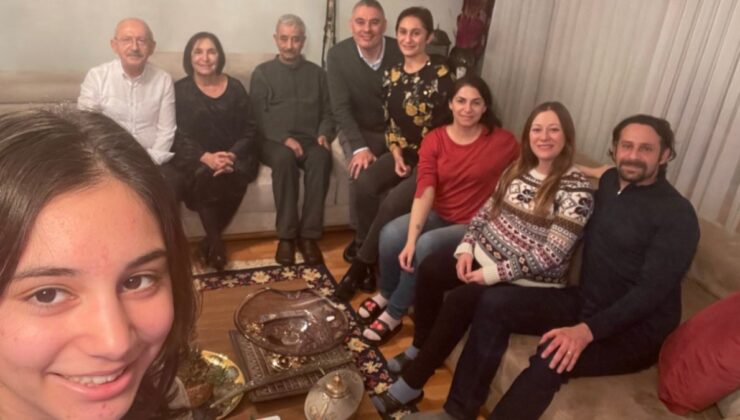 Kılıçdaroğlu’ndan ailesiyle yılbaşı pozu