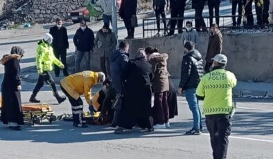 Kütahya’da cuma namazı kıldırmaya giden imama araba çarptı