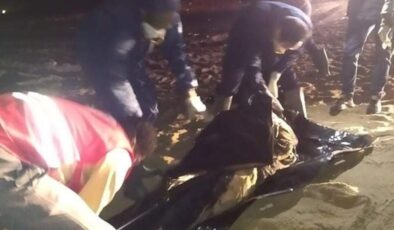 Libya açıklarında, 27 kaçak göçmenin cansız bedeni kıyıya vurdu