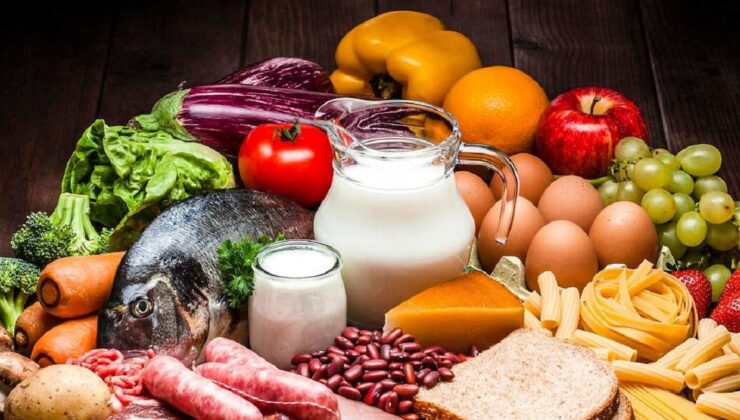 Meğer bilmeden tüketiyormuşuz! Her gün yediğimiz yiyecekler hakkında şoke eden gerçekler