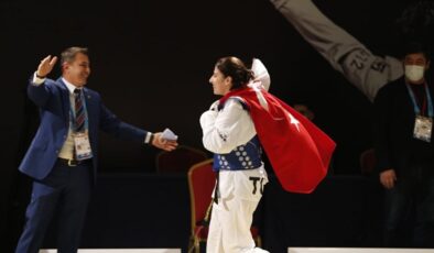 Meryem Betül Çavdar dünya şampiyonu oldu