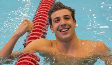 Milli yüzücü Emre Sakçı kimdir? Dünya kısa kulvar rekoru geldi!