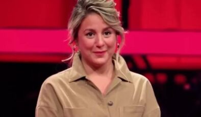 O Ses Almanya’da büyük beğeni toplayan Zeynep Avcı, çeyrek finalde destek bekliyor