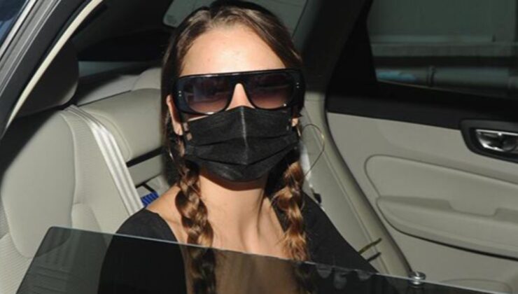 Serenay Sarıkaya terlikleriyle Adana’dan döndü