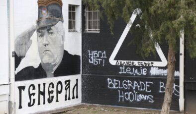 Sırbistan’da Bosna Kasabı Mladic’in duvar resimlerine tepkiler büyüyor