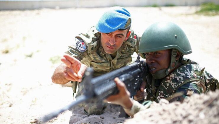 Türkiye’de eğitilmiş Somalili özel kuvvetler, ülkelerine döndü