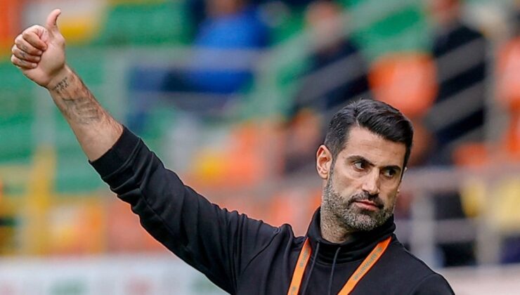 Volkan Demirel, ilk yarıyı namağlup kapattı