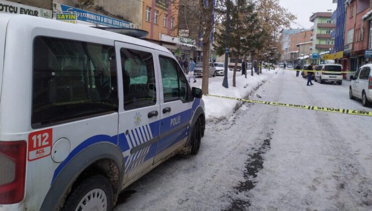 Ağrı’da husumetli ailelerin barış buluşmasında kavga: 2 ölü