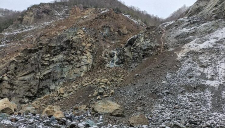 Artvin’de heyelan anı