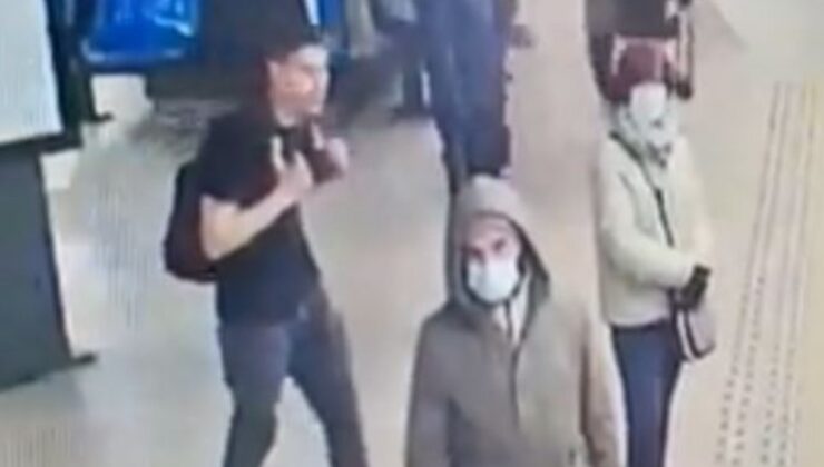 Belçika’da yolcunun raylara itilme anı kamerada