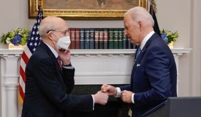 Biden’ın yeni Yüksek Mahkeme yargıcı adayı siyahi bir kadın olacak
