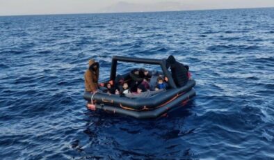 Bodrum’da 19 düzensiz göçmen kurtarıldı