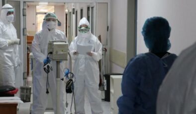 Bugünkü koronavirüs tablosu açıklandı mı? 3 Ocak 2022 vaka ve ölüm sayısı