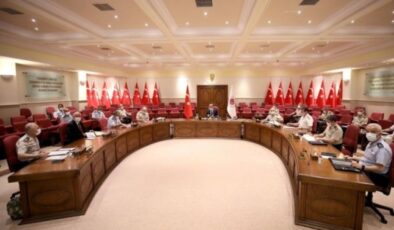 Çekya, Ukrayna’ya ‘hediye olarak 4 binden fazla top mermisi yollayacak