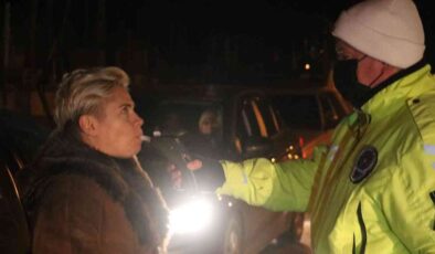 Edirne’de alkollü sürücüler polislere zor anlar yaşattı