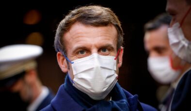 Emmanuel Macron: Aşı yaptırmayanların canını sıkmak istiyorum