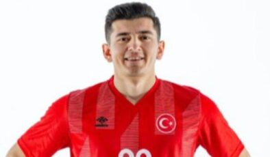Hentbol Milli Takımı oyuncusu Alperen Arabacı’ya Rum kesiminde karantina