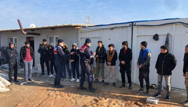 İzmir’de 40 düzensiz göçmen yakalandı