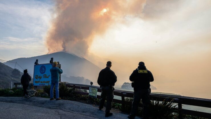 Kaliforniya’da orman yangını: Bir bölge tahliye edildi