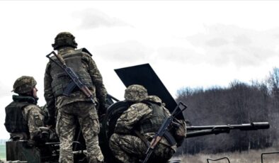 Kanada, Ukrayna’daki askerlerin görev süresini 3 yıl uzattı