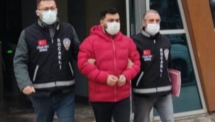 Kocaeli’de bir kişi evine giren hırsızı bıçaklayarak öldürdü 