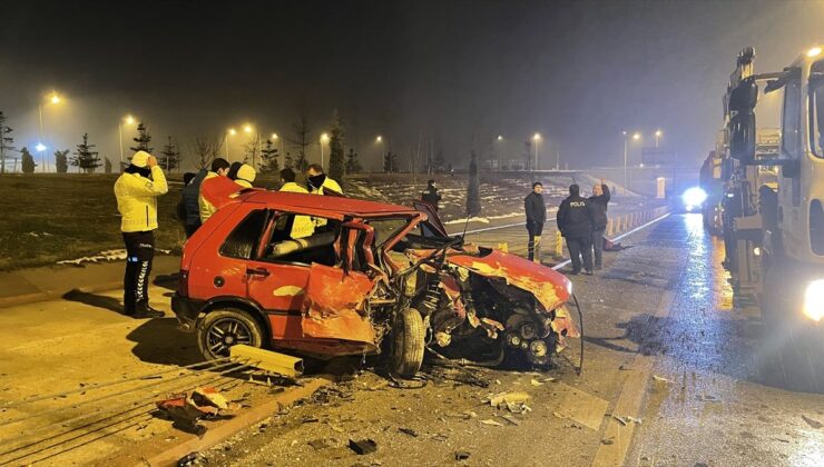 Konya’da çalıntı araçla kaza: 3 yaralı