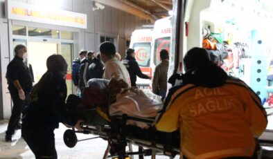 Konya’da hamile kadın, otomobilde doğum yaptı