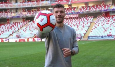 Lukas Podolski’den Fatih Terim açıklaması