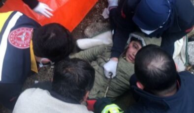 Niğde’de 10 yaşındaki çocuğun yüzüne demir saplandı