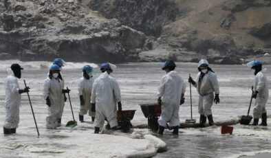 Peru sahilindeki petrol sızıntısı ‘Acil Durum’ ilanı