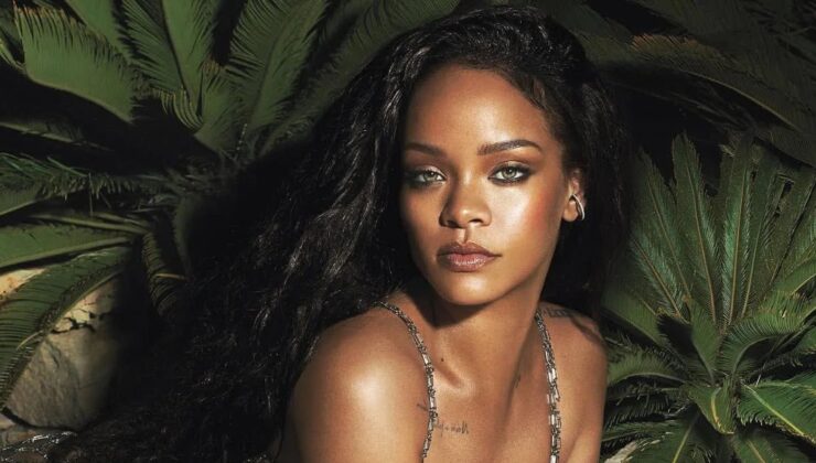 Rihanna anne oluyor