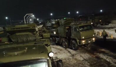 Rusya, Belarus’a füze sistemleri gönderdi