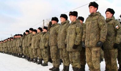 Rusya’dan Ukrayna yakınlarında ve Kırım’da askeri tatbikat