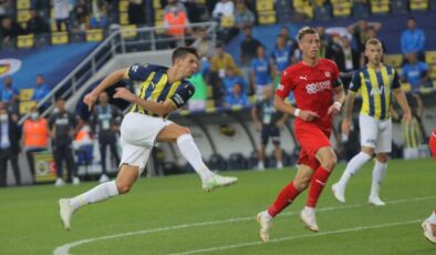 Sivasspor – Fenerbahçe maçının ilk 11’leri