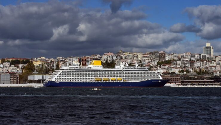 Türk limanları ticarete ve turizme destek veriyor