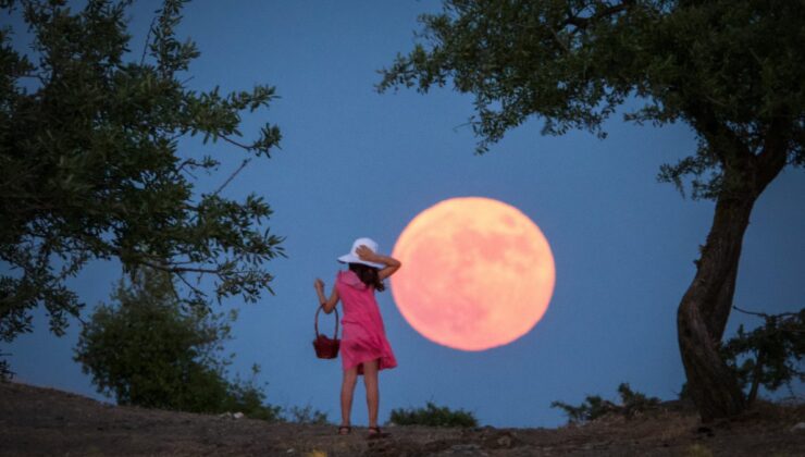 Türkiye’den 2021 Ay manzaraları