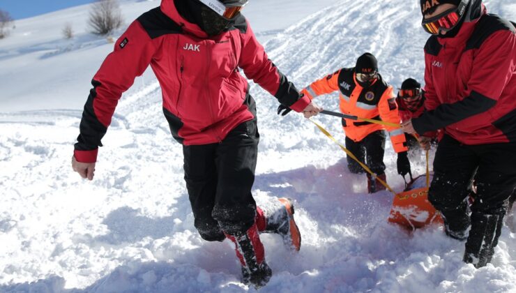 Uludağ’da nefes kesen çığ tatbikatı