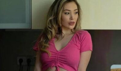 Yasmin Erbil’den yatak odası pozu