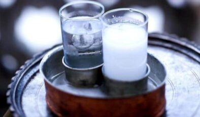 Yeni zamlı rakı fiyatları 2022: 35’lik, 70lik ve 100’lük rakı ne kadar oldu?