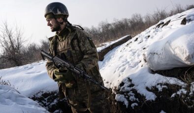 Zolote bölgesindeki Ukrayna askerleri görüntülendi