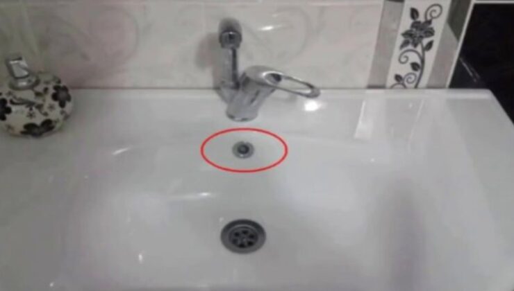 Açıklıyoruz: Lavabolardaki küçük delik neden var