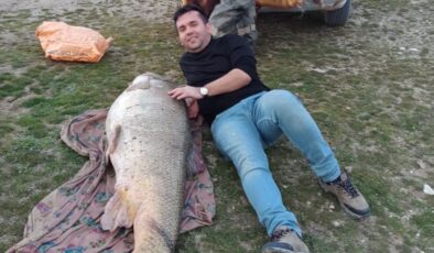 Adıyaman’da 180 boyunda turna balığı avlandı