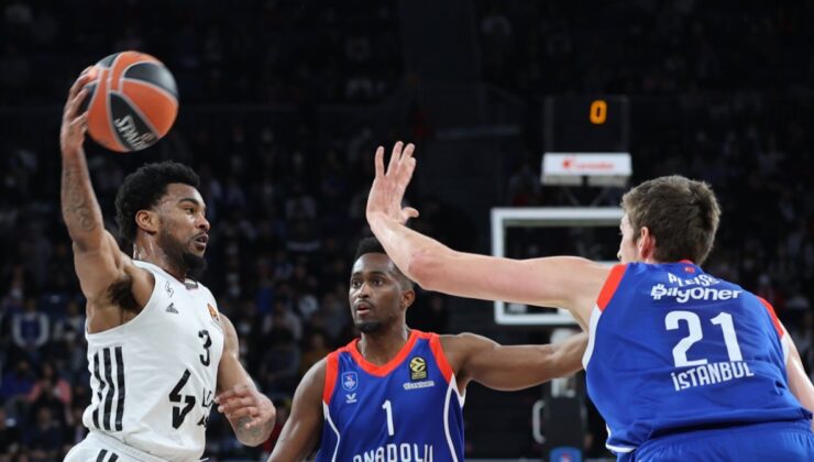 Anadolu Efes Euroleague’ de LDCL Asvel’i yendi