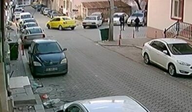 Denizli’de çalışır vaziyetteki otomobil çalındı