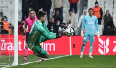 Ersin Destanoğlu’nun penaltı performansı